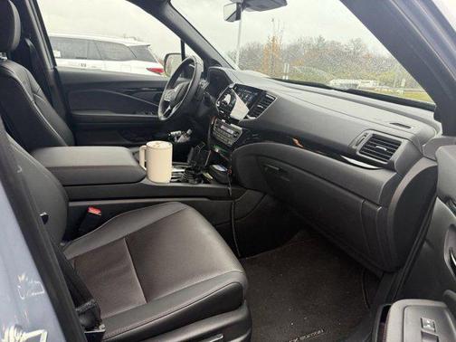 2024 Honda Passport Black Edition