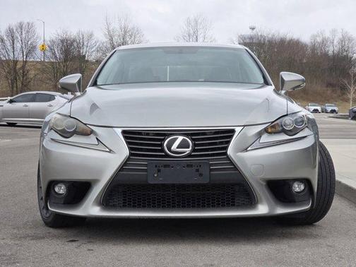 2016 Lexus IS 300 Base