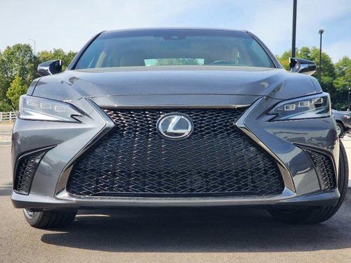 2025 Lexus ES 300h F SPORT Design