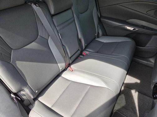 Iridium 2026 Lexus RX 350 Premium