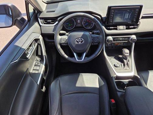 2021 Toyota RAV4 Hybrid XLE Premium