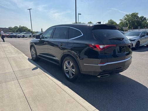 Majestic Black Pearl 2024 Acura MDX Standard
