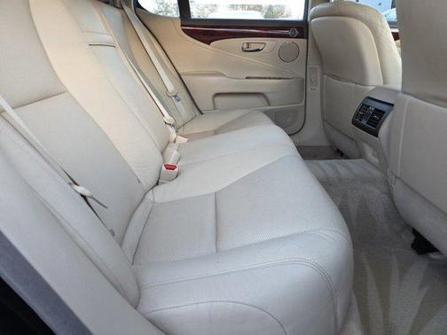 2011 Lexus LS 460 Base