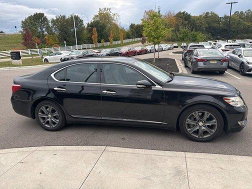 2011 Lexus LS 460 Base
