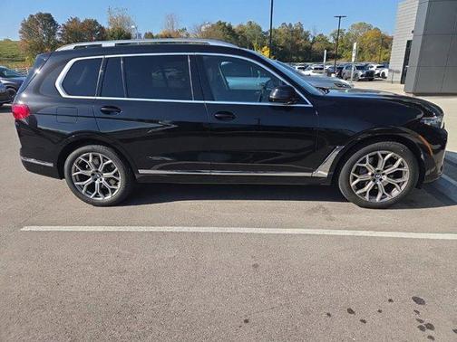 2021 BMW X7 xDrive40i