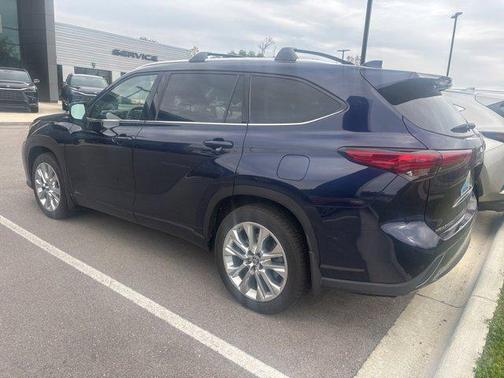 2021 Toyota Highlander Limited