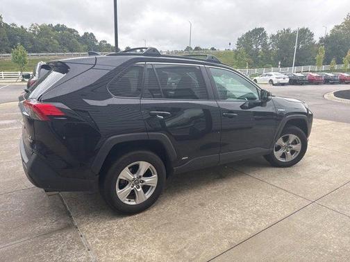 2020 Toyota RAV4 Hybrid XLE