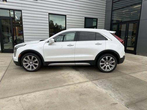 2019 Cadillac XT4 Premium Luxury