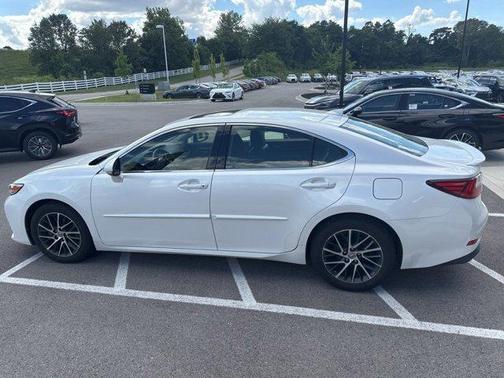 2017 Lexus ES 350 Base