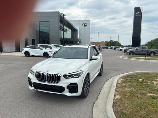 Alpine White 2022 BMW X5 xDrive40i