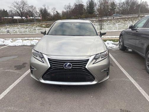 2017 Lexus ES 300h Base