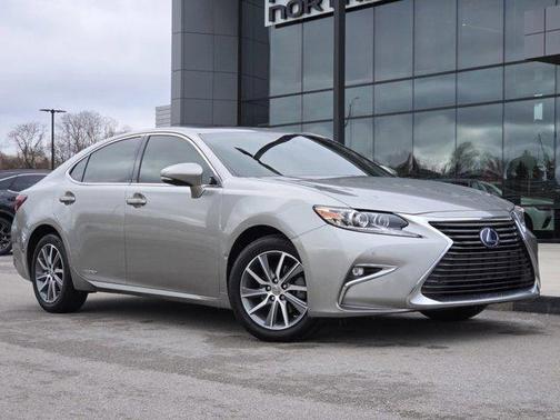 2017 Lexus ES 300h Base