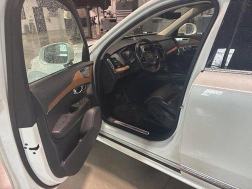 2016 Volvo XC90 T6 Inscription