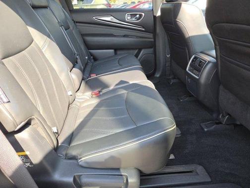 2018 INFINITI QX60 Base