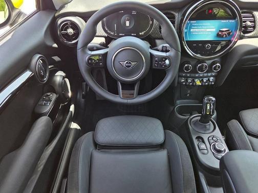 Nanuq White Metallic 2024 MINI Hardtop Cooper S