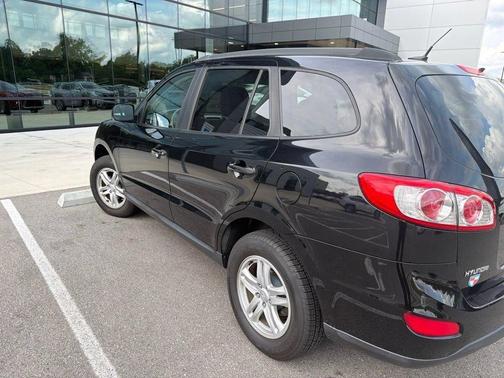 Phantom Black Metallic 2010 Hyundai SANTA FE GLS