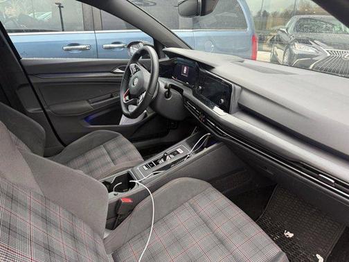 2022 Volkswagen Golf GTI 2.0T S DSG