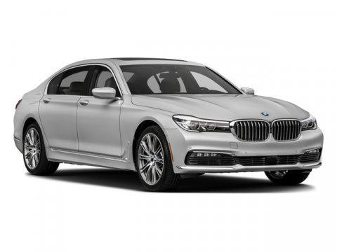 2018 BMW 740 740i