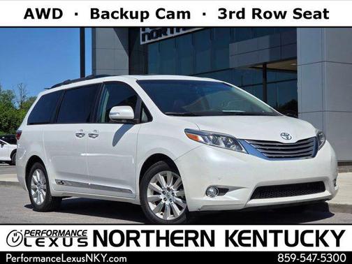 Blizzard Pearl 2015 Toyota Sienna Limited