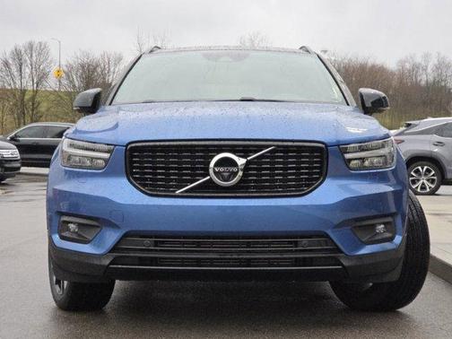 2019 Volvo XC40 T5 R-Design