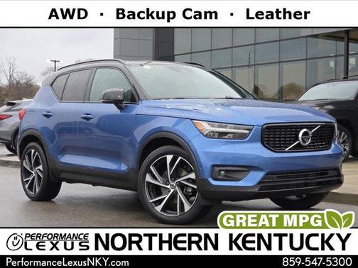 2019 Volvo XC40 T5 R-Design