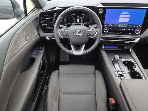 01l1 2026 Lexus RX 450h+ Base