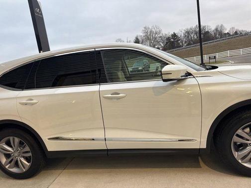 2023 Acura MDX Standard
