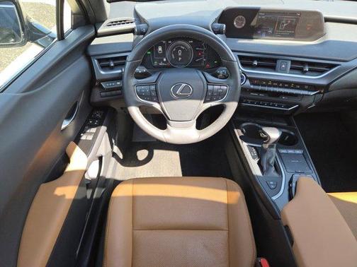 2020 Lexus UX 250h Base