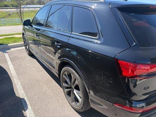 2025 Audi Q7 55 Prestige