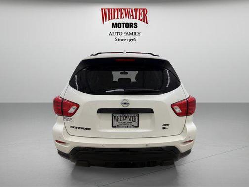 2020 Nissan Pathfinder SL 4WD