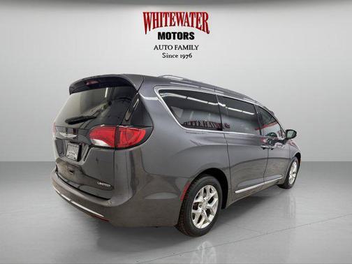 2019 Chrysler Pacifica Limited