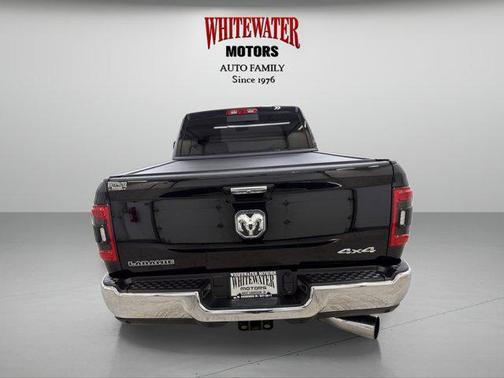 2022 RAM 2500 Laramie Crew Cab 4x4 6'4' Box