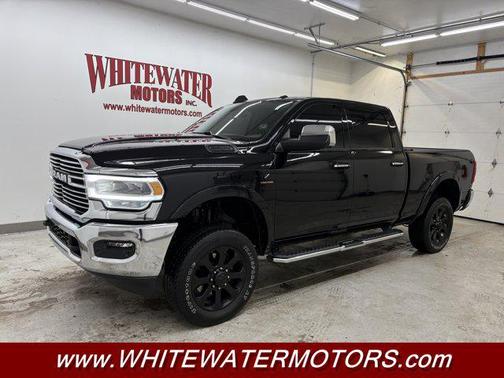 2022 RAM 2500 Laramie Crew Cab 4x4 6'4' Box