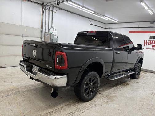 2022 RAM 2500 Laramie Crew Cab 4x4 6'4' Box