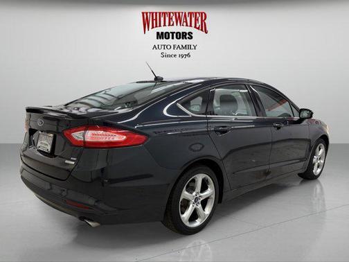 Tuxedo Black Metallic 2014 Ford Fusion SE