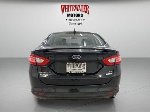 Tuxedo Black Metallic 2014 Ford Fusion SE