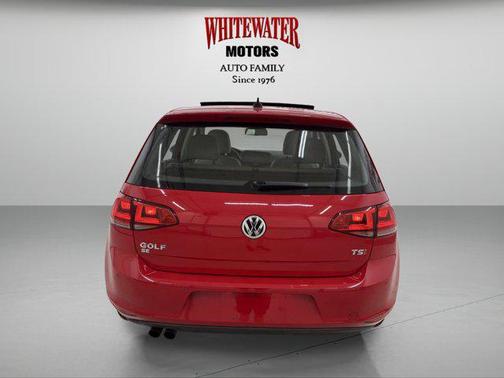 2016 Volkswagen Golf TSI SE 4-Door