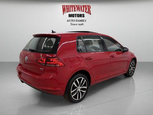 2016 Volkswagen Golf TSI SE 4-Door