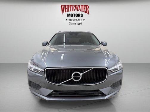 2021 Volvo XC60 T5 Momentum