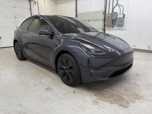 2025 Tesla Model Y Long Range Dual Motor All-Wheel Drive