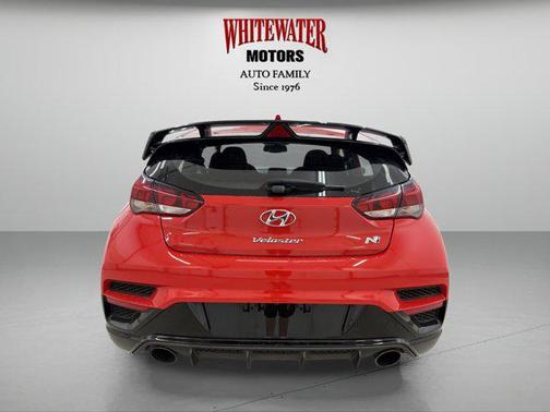 2019 Hyundai Veloster Base