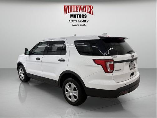 Oxford White 2017 Ford Utility Police Interceptor Base