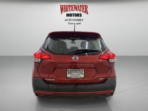 2020 Nissan Kicks SR