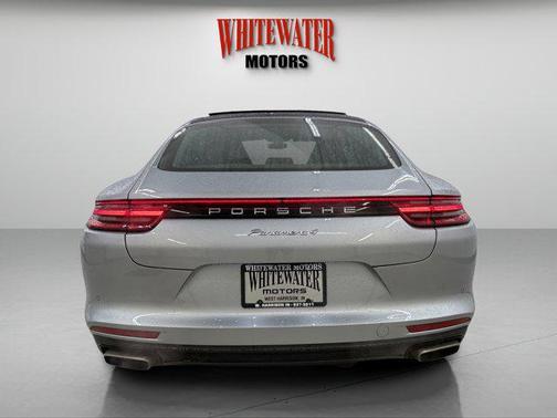 2020 Porsche Panamera 4