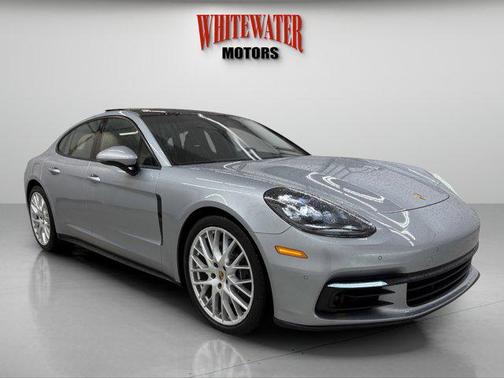 2020 Porsche Panamera 4