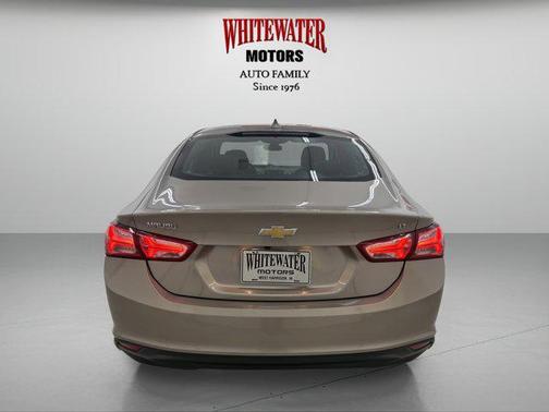 Mineral Gray Metallic 2022 Chevrolet Malibu FWD LT