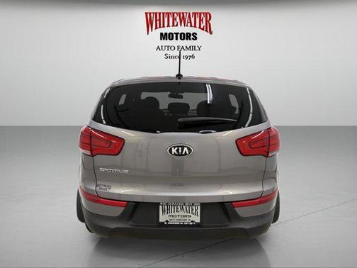 Mineral Silver 2014 Kia Sportage LX