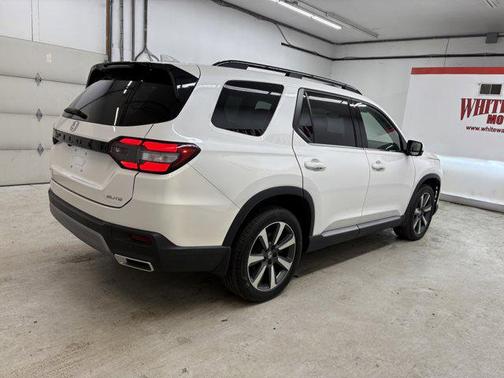 2023 Honda Pilot AWD Elite