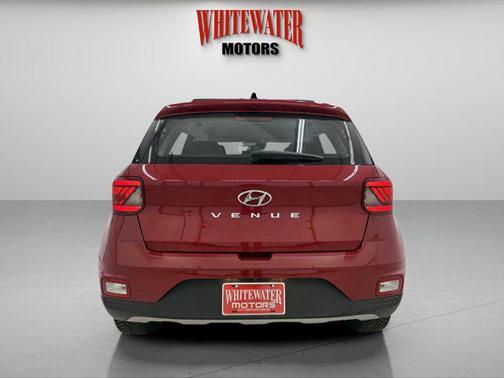 2022 Hyundai VENUE Limited