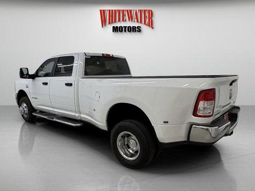 2023 RAM 3500 Big Horn Crew Cab 4x4 8' Box